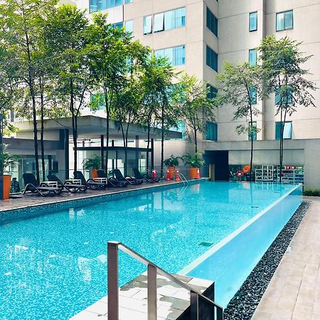 Summer Suites Klcc By Impexia Kuala Lumpur Ngoại thất bức ảnh